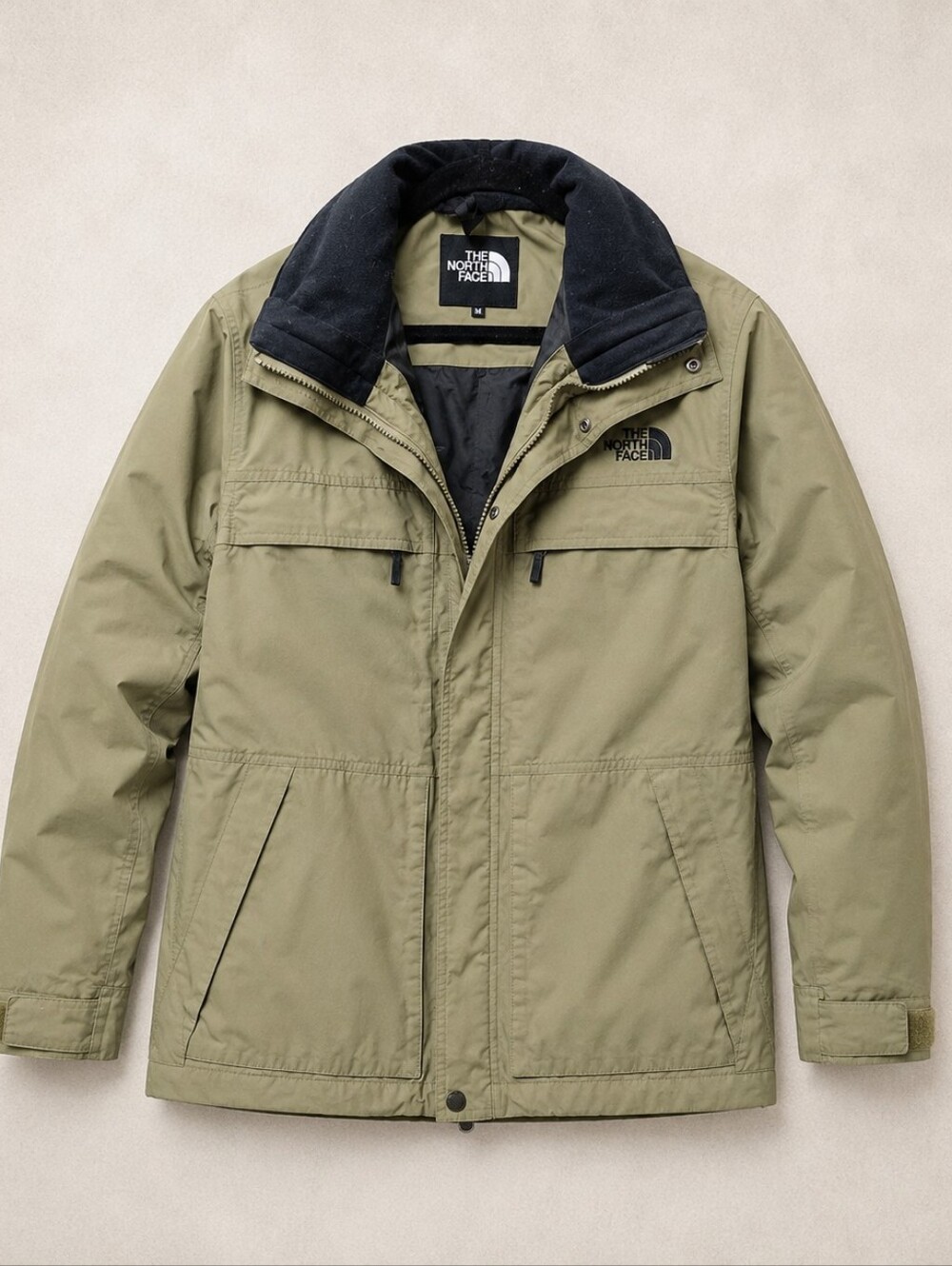 The North Face Women's M Olive Green Hooded Outdoor Rain Jacket